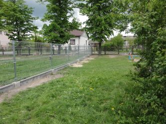 Budowa ogrodzeń placów zabaw i boisk w sołectwach Garno i Rogowa