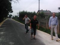 Droga w miejscowości Kolonia Wawrzyszów