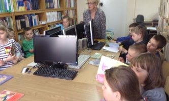 Majowe spotkania z Biblioteką i Książką