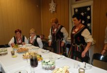 Chwila odpoczynku za stołem