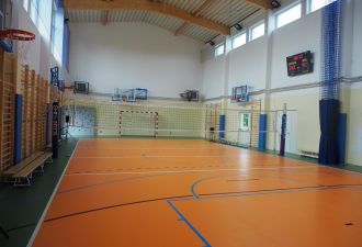 Sala gimanstyczna  w całej okazałości