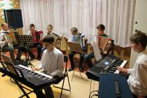 Muzycznie i nastrojowo <br>w Dniu Babci i Dziadka <br>w GCK w Wolanowie